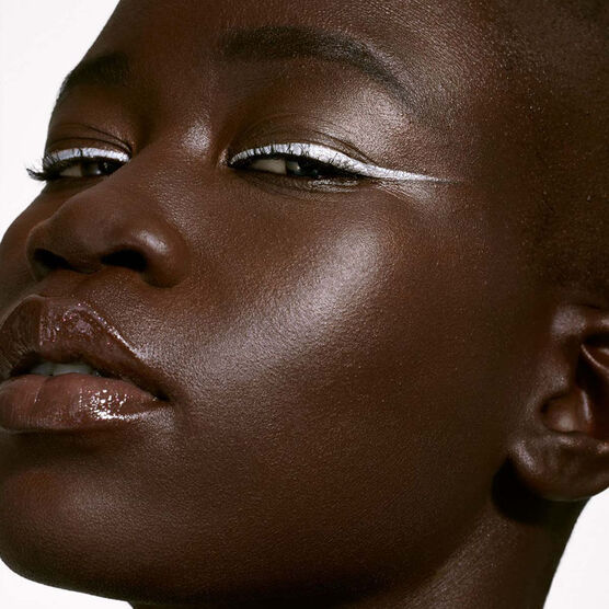 GLITTY LID Delineador CHROME AT ME